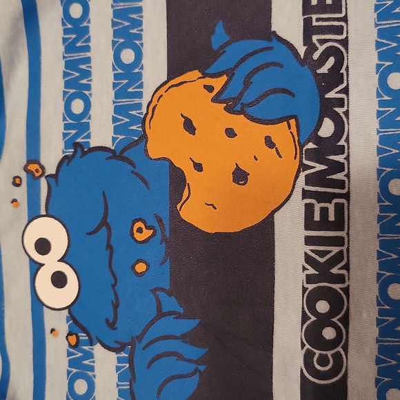 Two Sesame Street Cookie Monster onesies/bodysuits - Picture 5 of 6